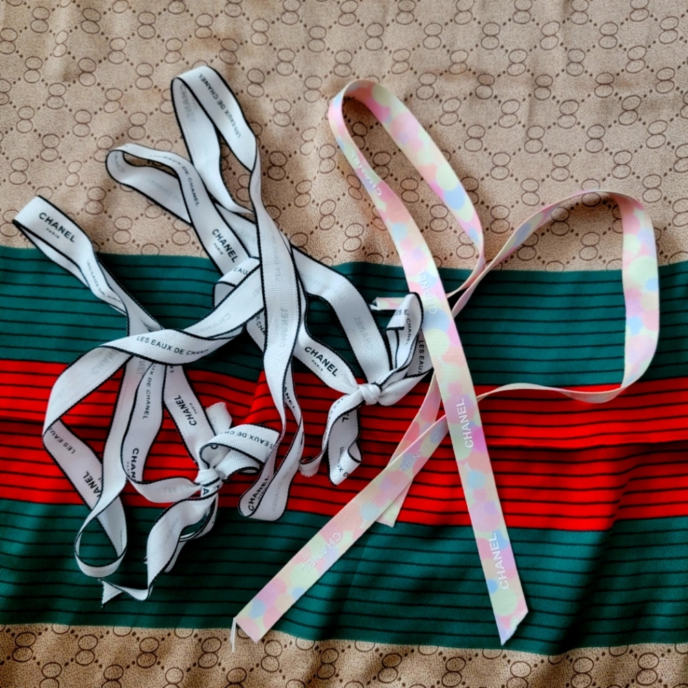 Authentic Chanel Ribbon Set in Multicolor and White